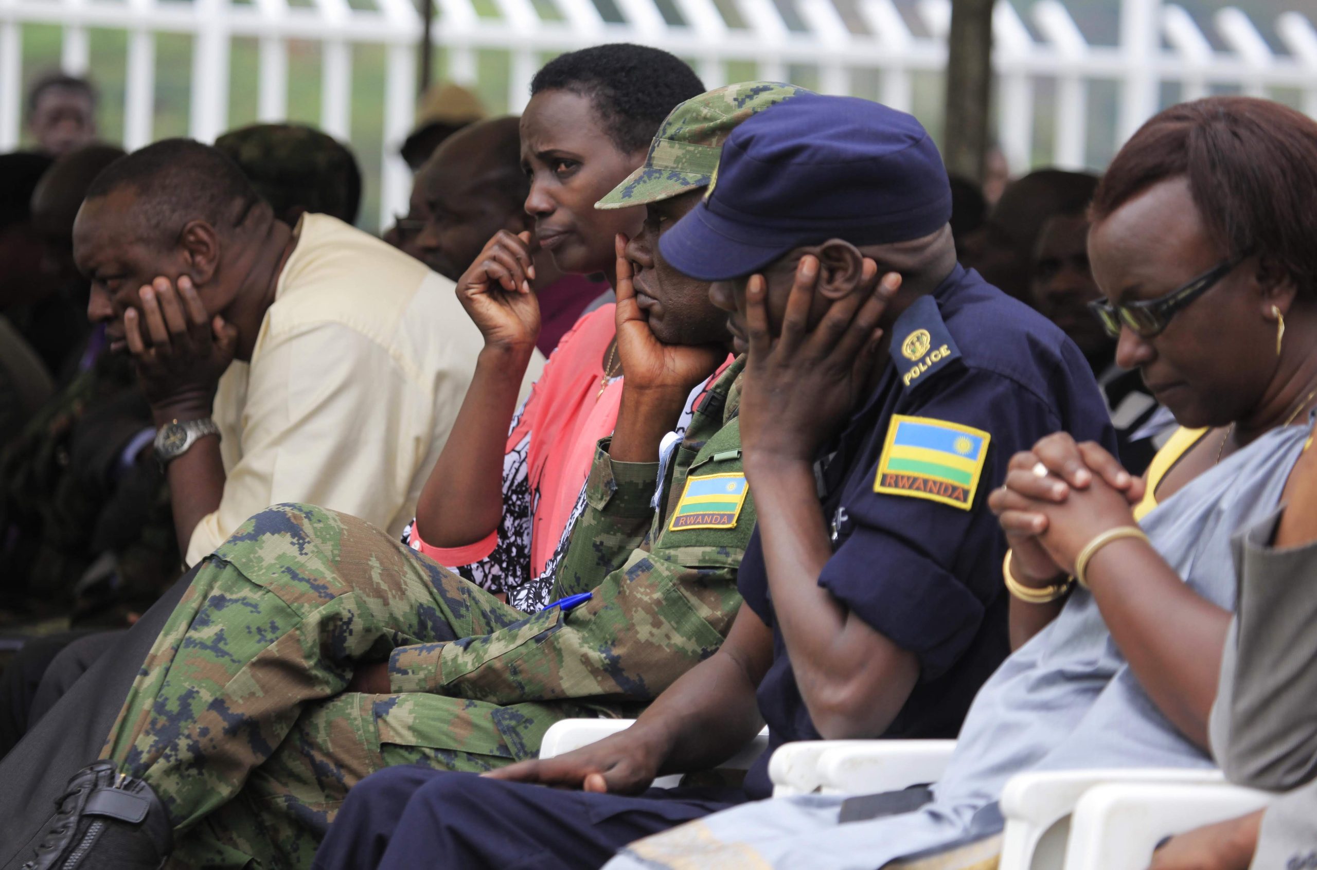 GENOCIDE: WHEN PHOTOS INTERPRET THE HORROR – ISURAPE.com